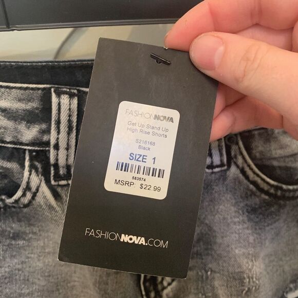 Fashion Nova Get Up Stand Up High Rise Shorts - Picture 6 of 7